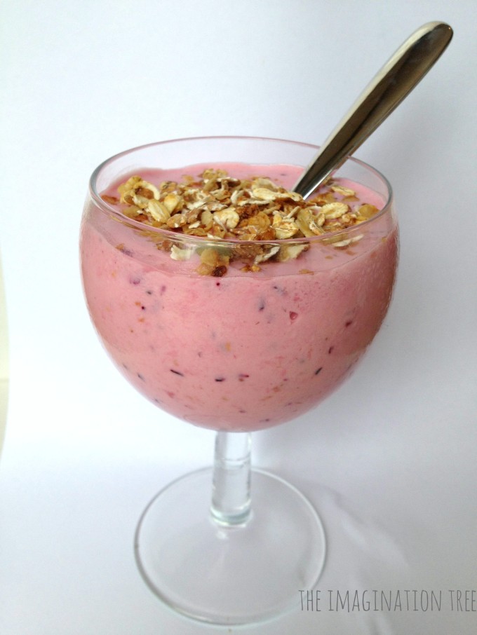 Raspberry and blueberry granola smoothie for kids