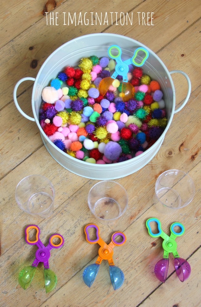 Pom pom scoop and fill race game