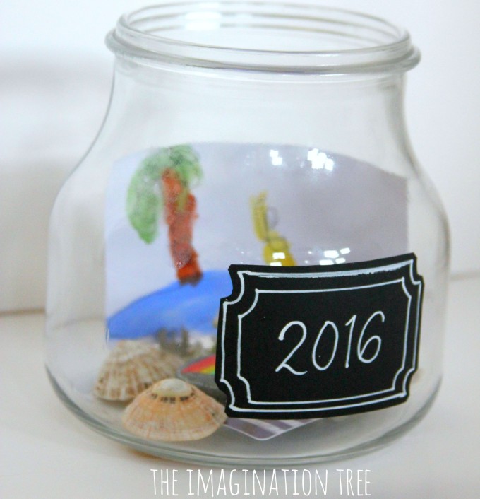 Family keepsake memory jar for collecting memories this year!